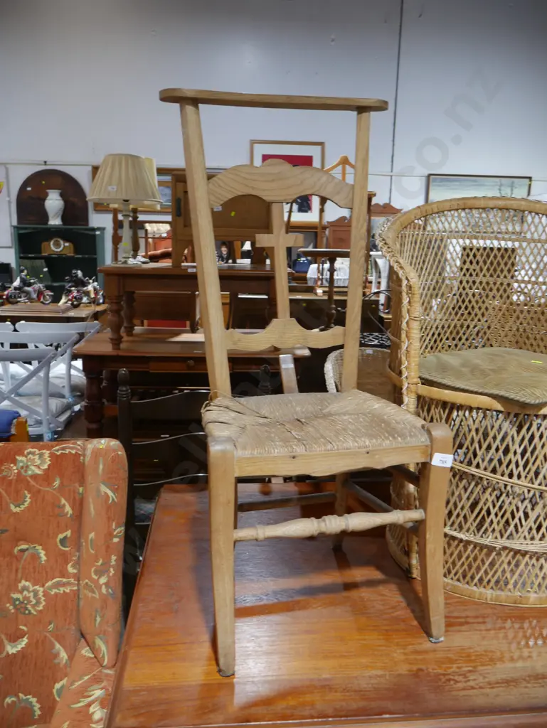 Seagrass religious chair Image 1++