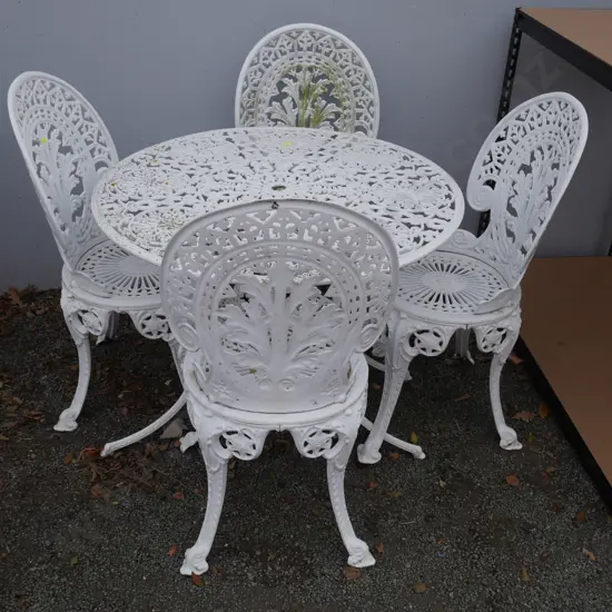 White metal outdoor setting