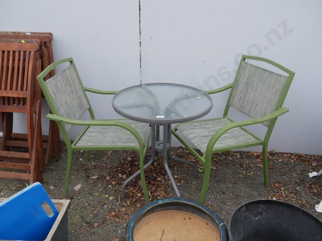 Outdoor setting Image 1++