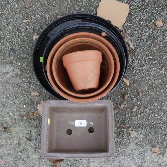 Small planters