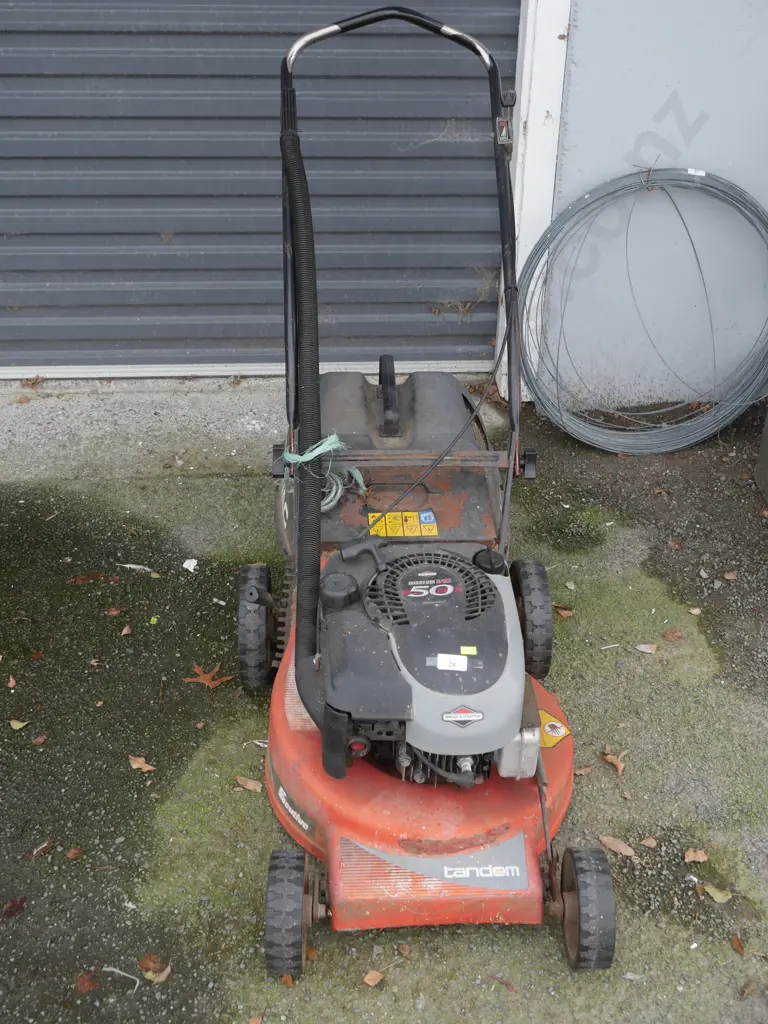 Tandem lawnmower Image 1++