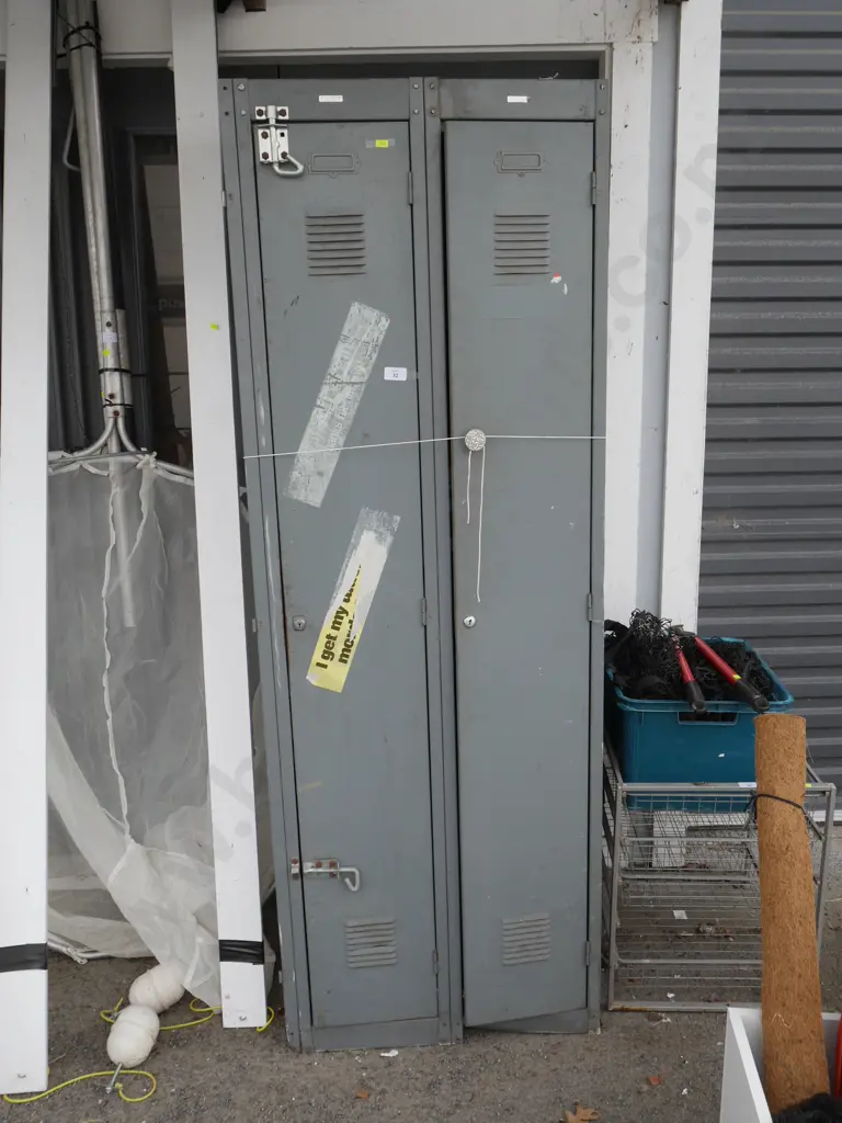 Locker Image 1++