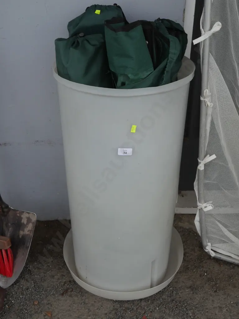 4 camping chairs Image 1++