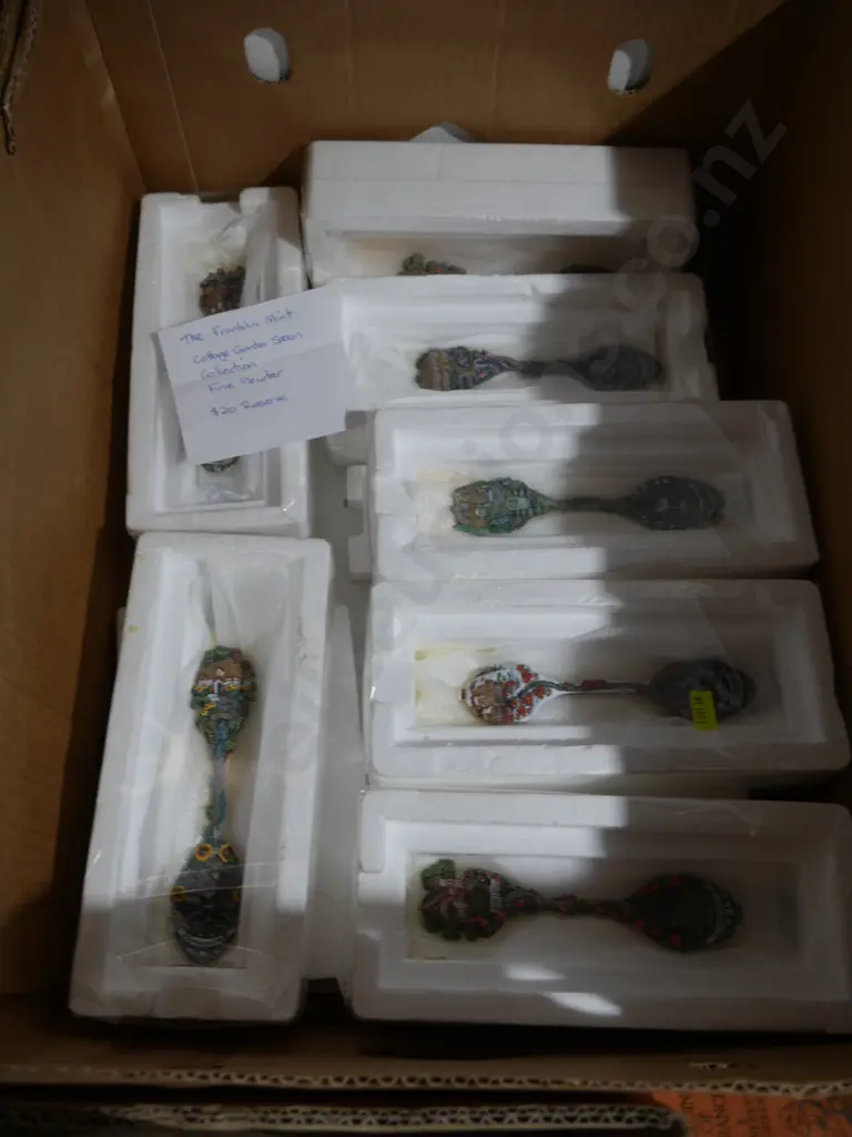 Cottage garden spoon collection Image 1++