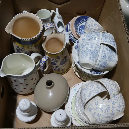 Trio's, jugs etc