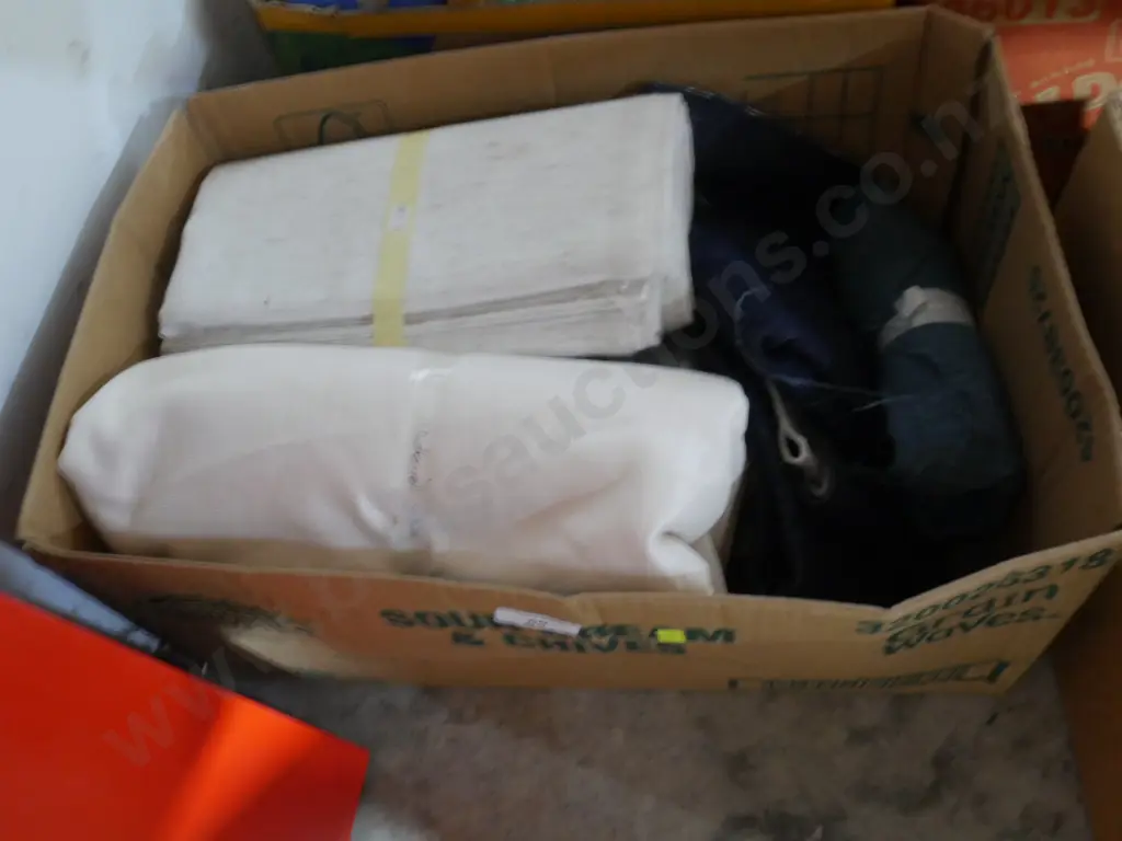 Box of material Image 1++
