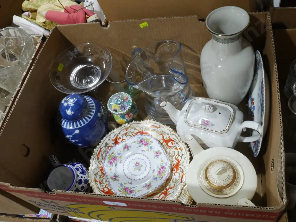 Vases, plates etc Image 1++