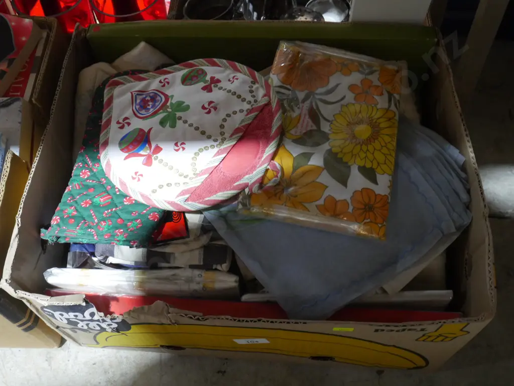 Tea towels etc Image 1++