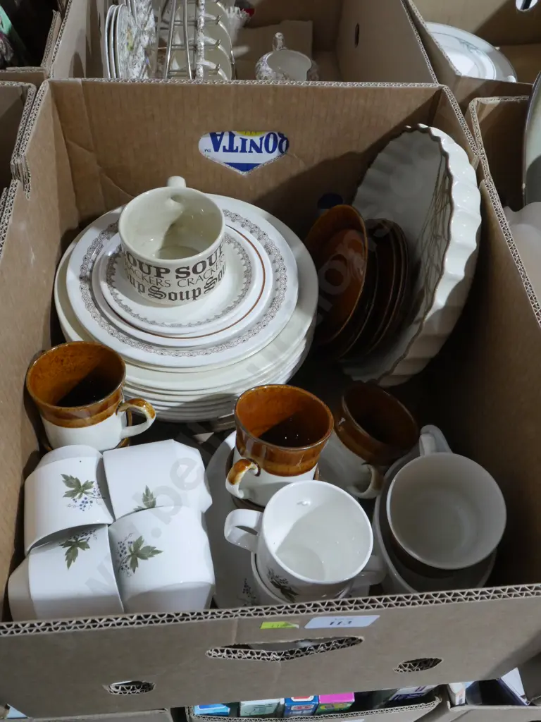 Box of New Zealand pottery china Image 1++