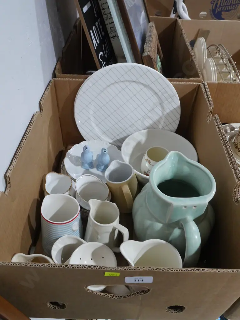 Jugs etc Image 1++