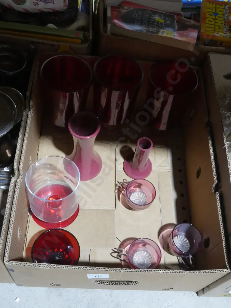 2 boxes of EPware and red glassware Image 1++