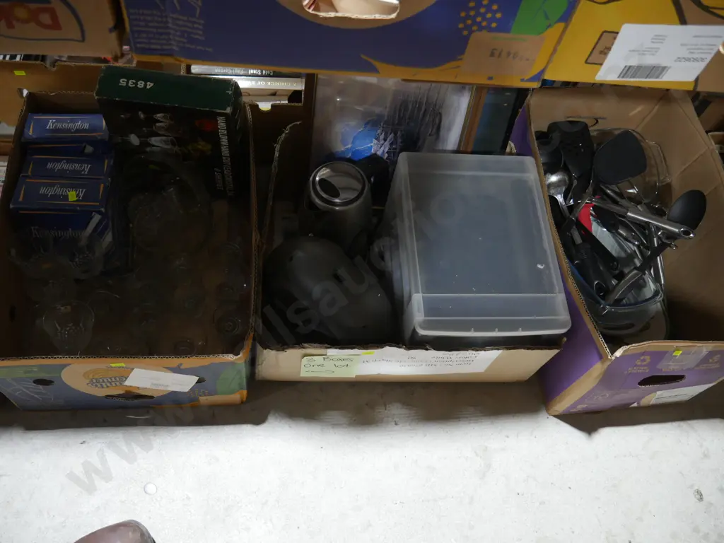 3 boxes of kitchenware etc Image 1++