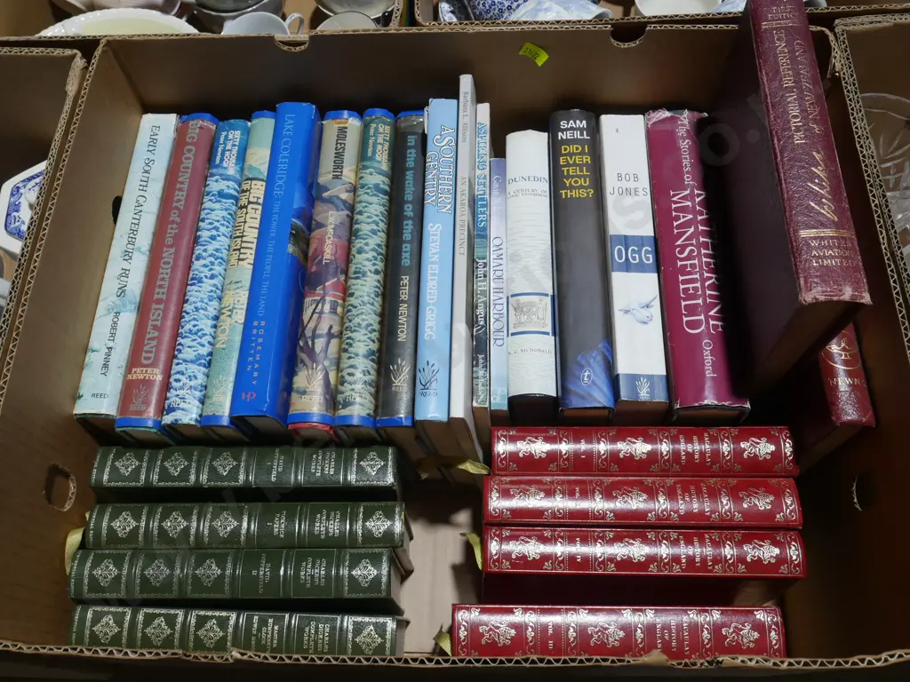Books Image 1++