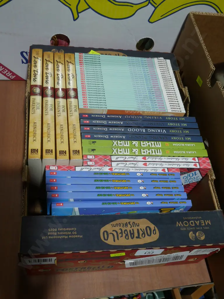 Box of books Image 1++