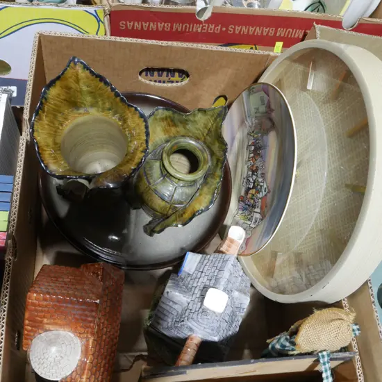 Decorative teapots, clock etc