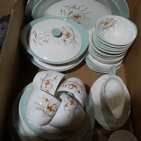 Wedgewood dinner set