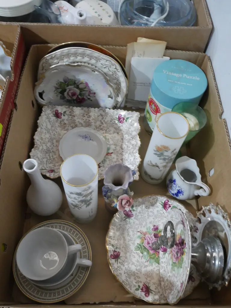 Plates, vases etc Image 1++