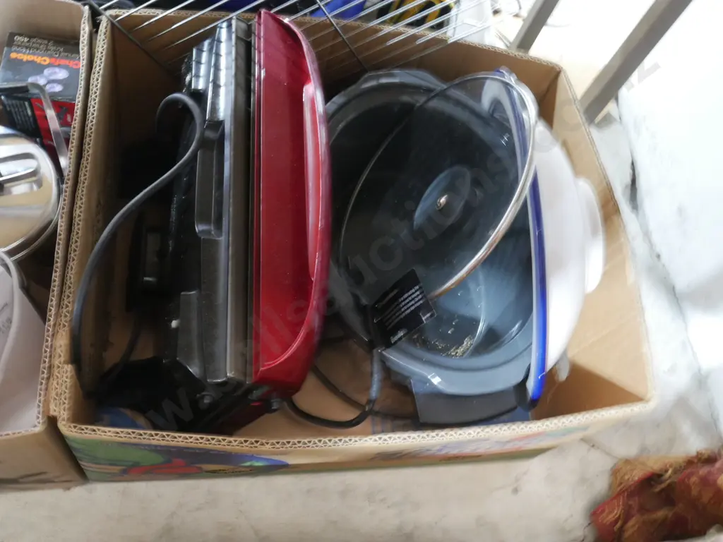 4 boxes of kitchenware Image 1++