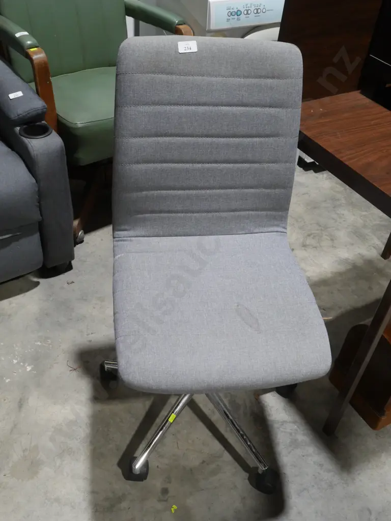 Office chair Image 1++