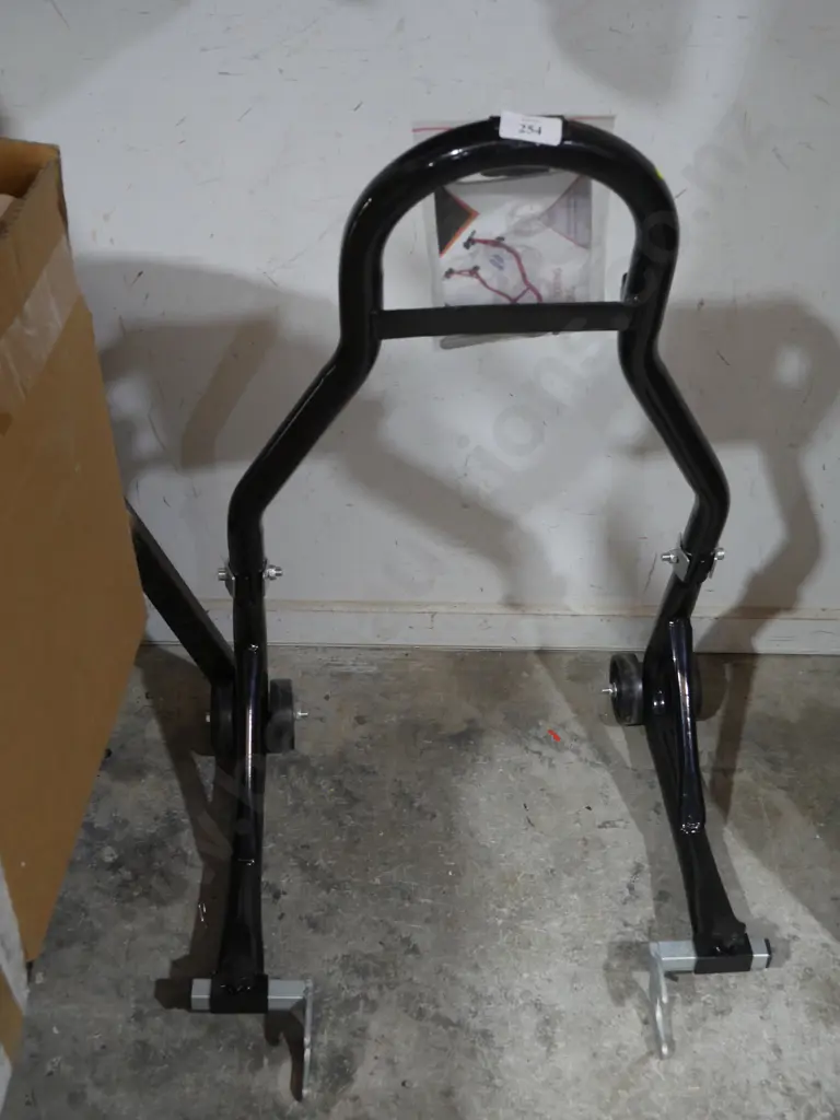 Motorcycle lifting frame Image 1++