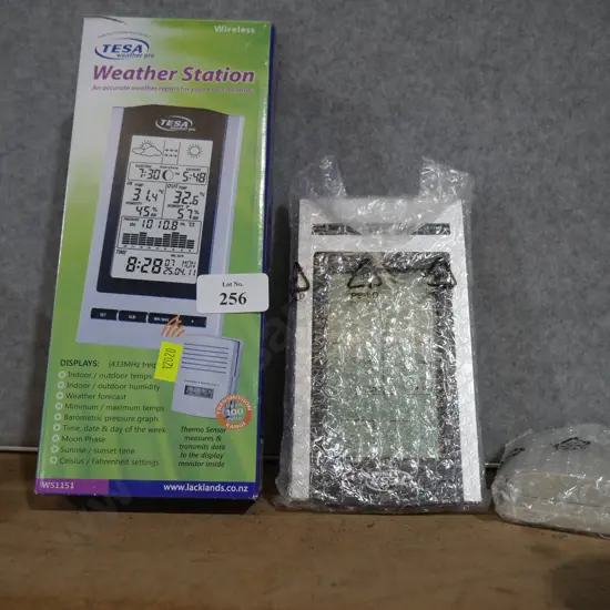 Weather station