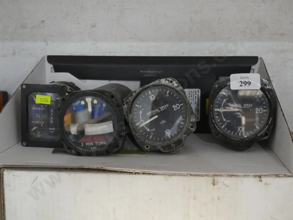 4 aircraft gauges Image 1++