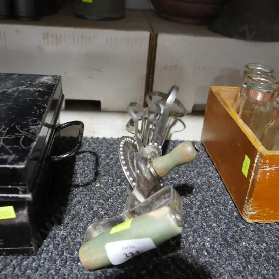Egg beater