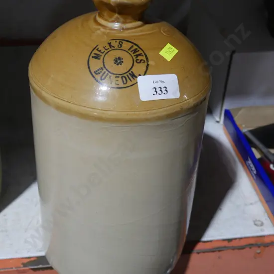Meeks ink Dunedin stone jar
