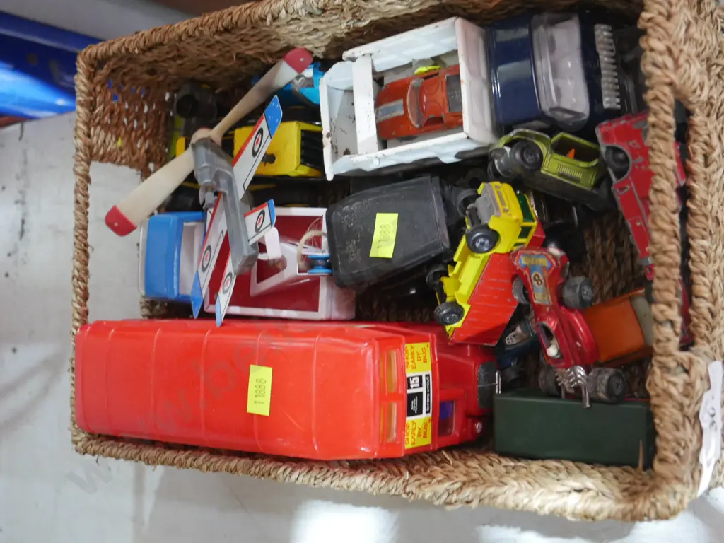 Assorted vehicles Image 1++
