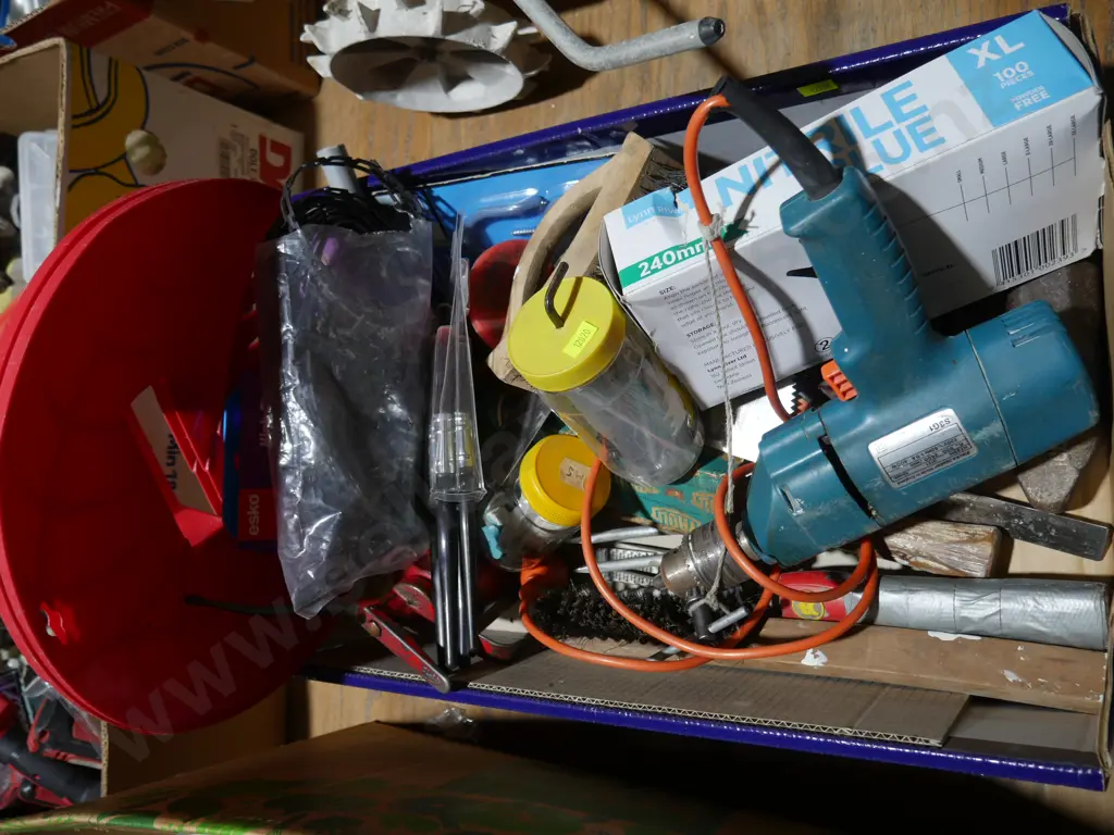 Garage sundries Image 1++