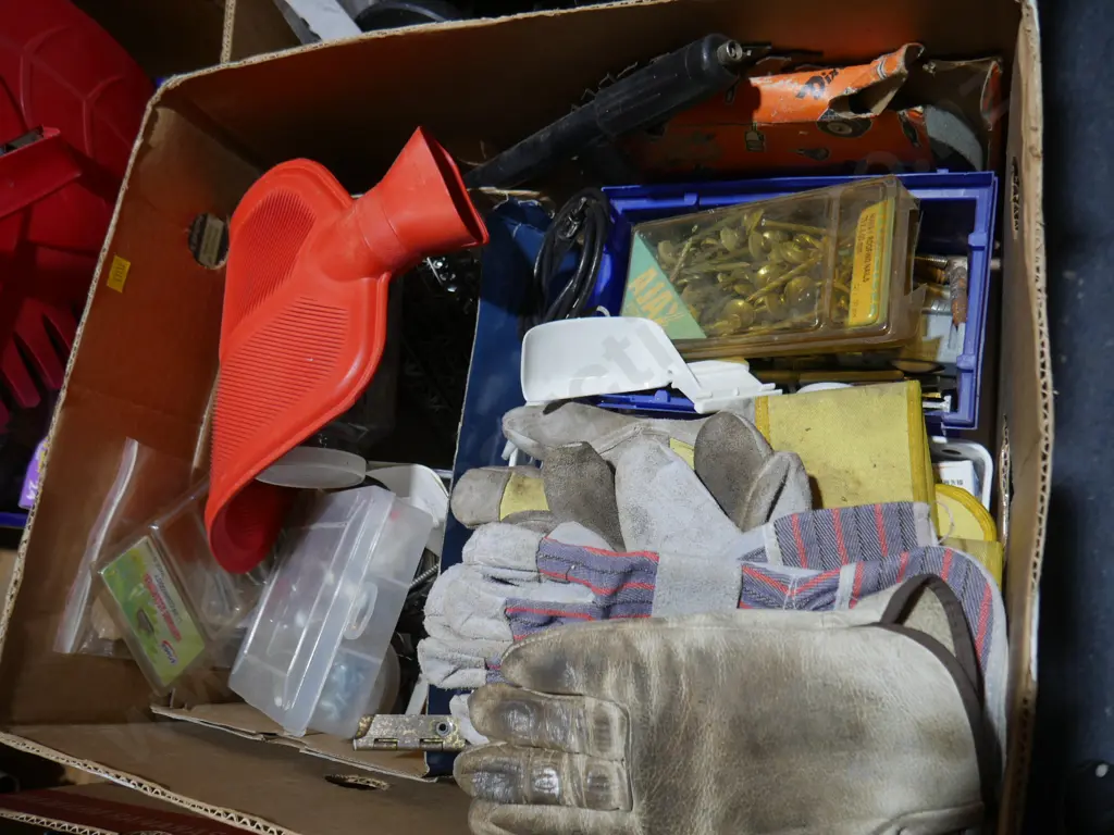 Garage sundries Image 1++