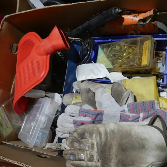 Garage sundries