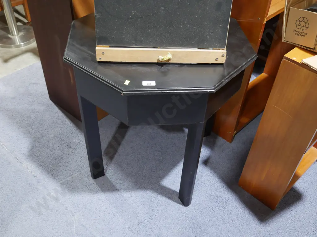 Occasional table Image 1++