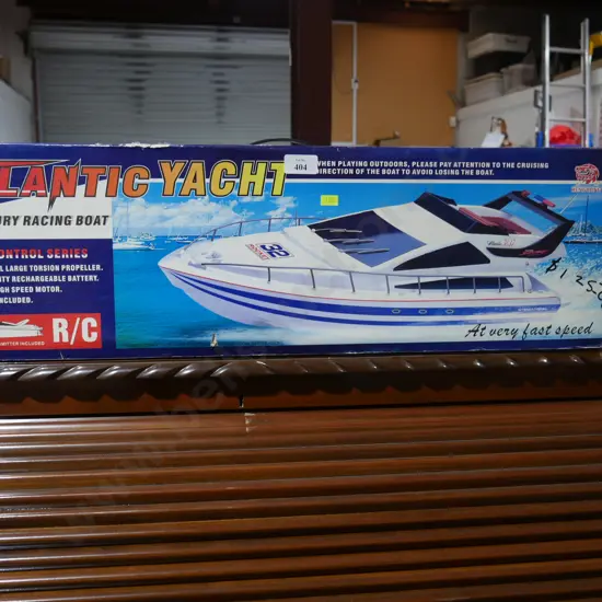 RC boat