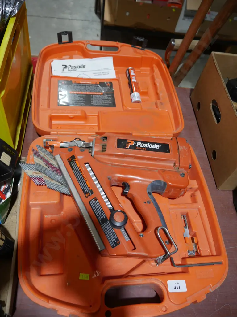 Paslode nailer Image 1++