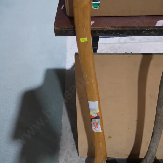 Axe