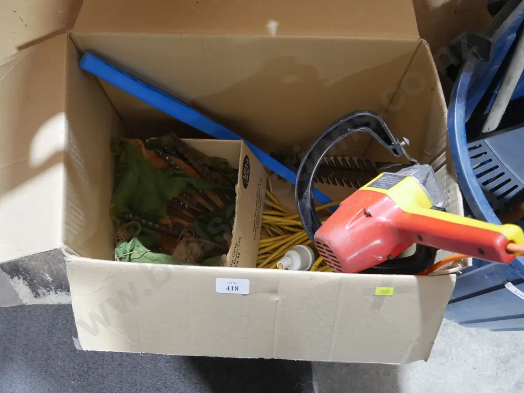 Hedge trimmer, auger bits etc Image 1++