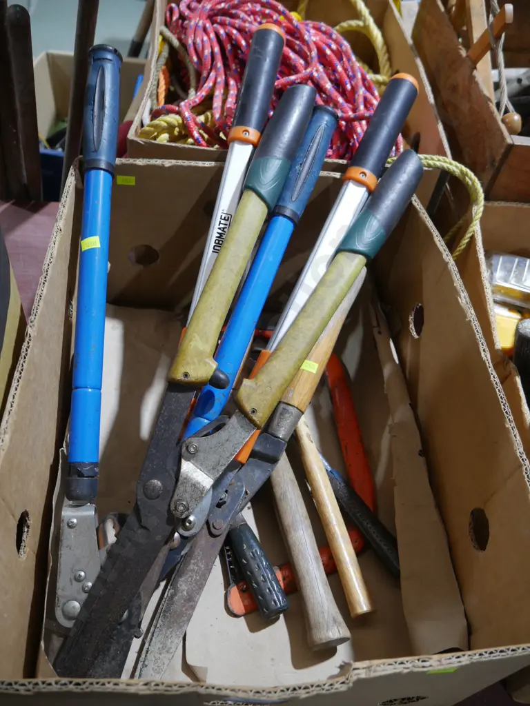 Shears, hammers etc Image 1++