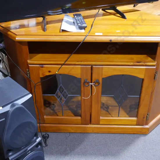 Corner TV cabinet