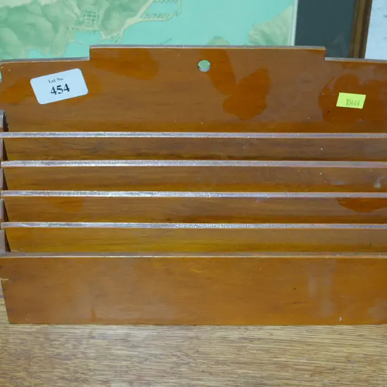 Letter rack