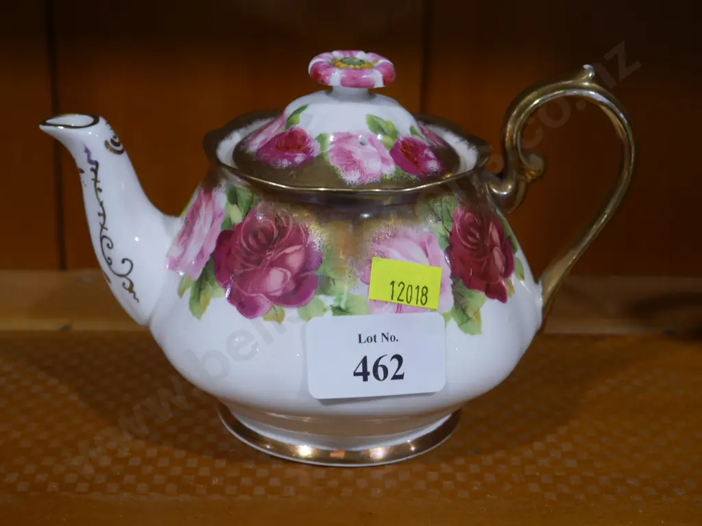 Royal Albert teapot Image 1++