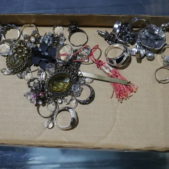 Costume jewellery