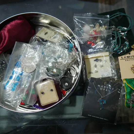 Costume jewellery