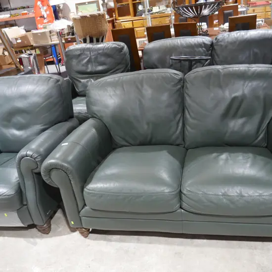 4 piece green lounge suite