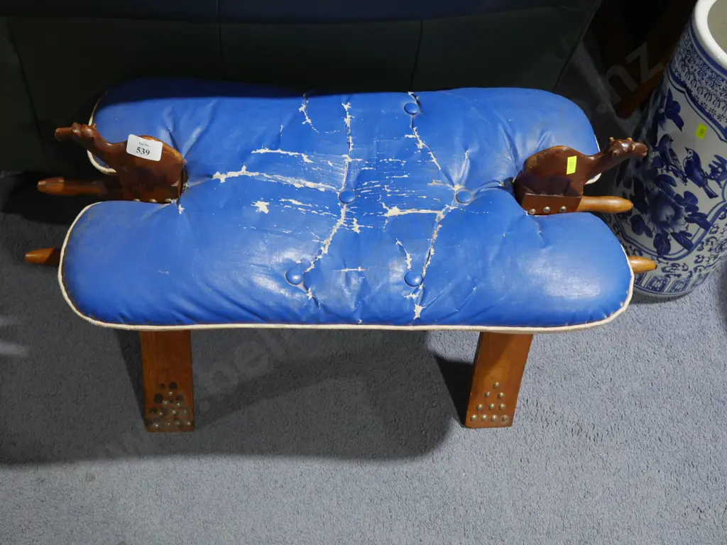 Camel saddle stool Image 1++