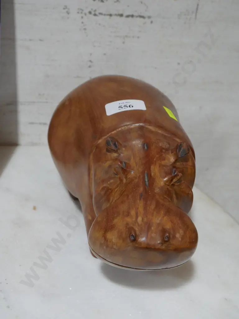 Carved hippopotamus Image 1++
