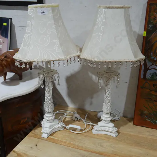 2 table lamps