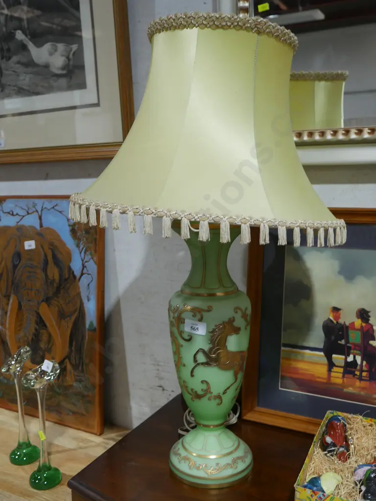 Green glass horse theme table lamp Image 1++