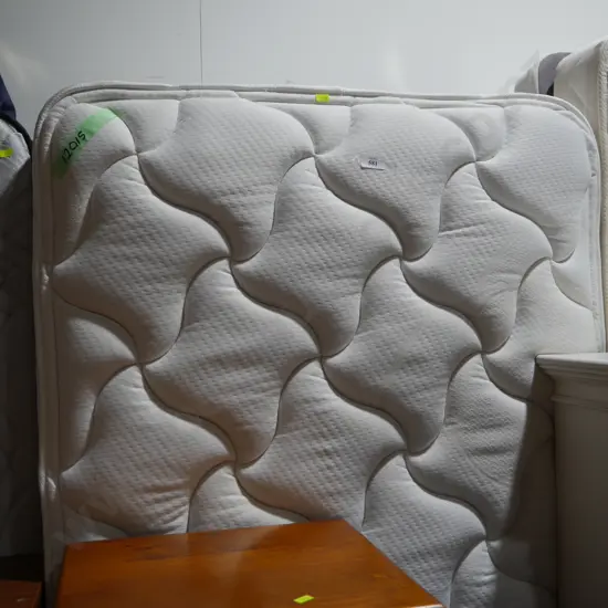 Single mattress and base