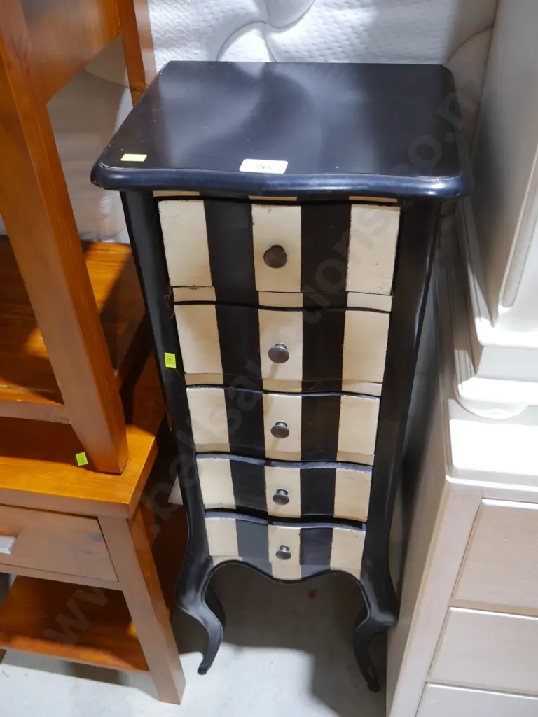 Jewellery drawers Image 1++